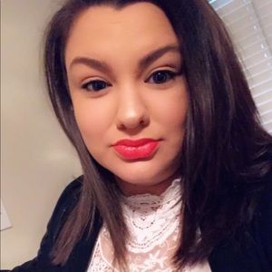 Meet your Posher, Aeriel